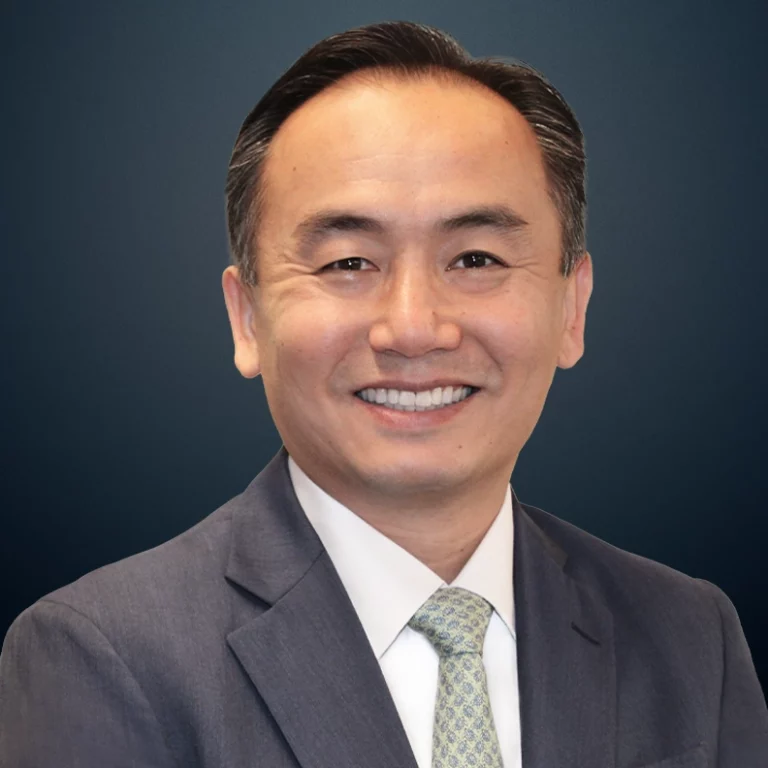 Thang To, EVP - portrait